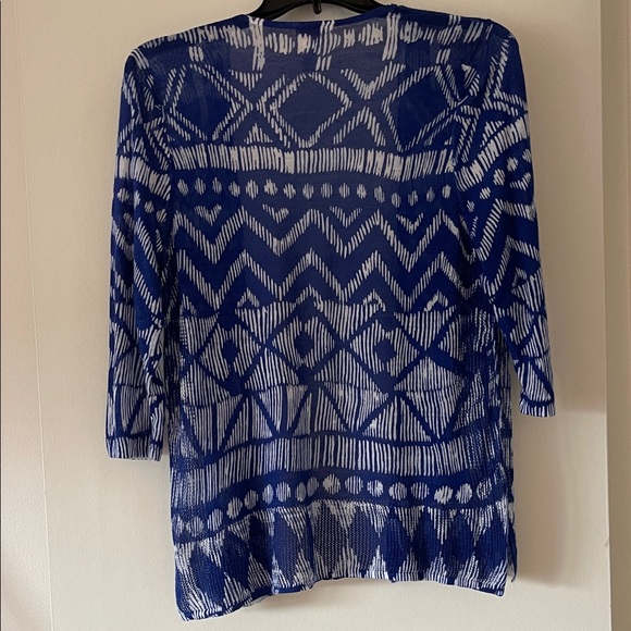 Chico's Blue and White Patterned Cardigan - Picture 4 of 4